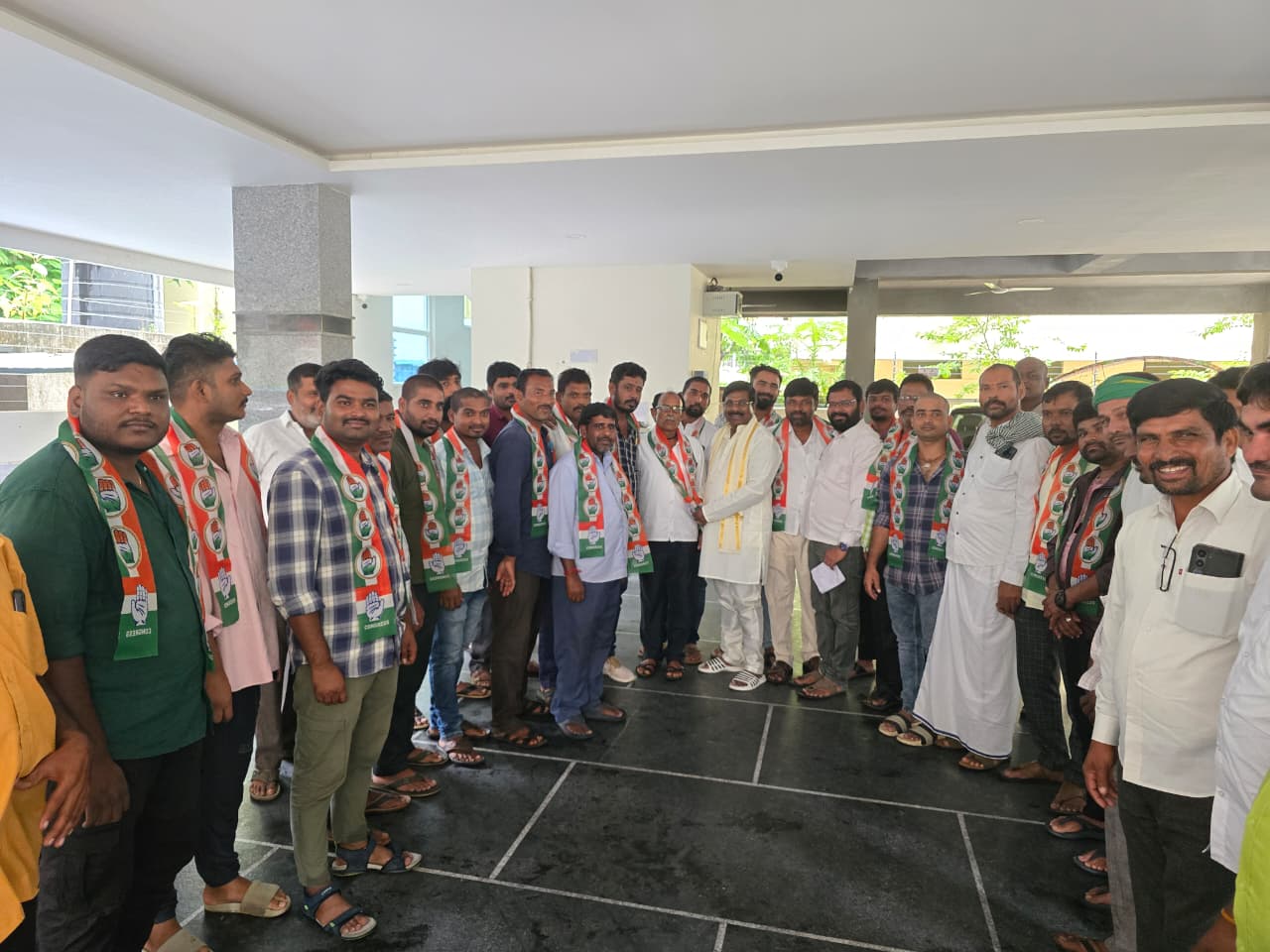 బిగ్ బ్రేకింగ్ న్యూస్ అచ్చంపేట మండల BRS పార్టీకి బిగ్ షాక్