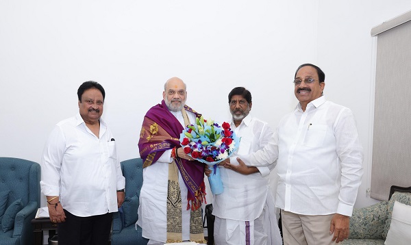 తెలంగాణ రాష్ట్ర ప్రభుత్వ ప్రతినిధి బృందం కేంద్ర హోంమంత్రి శ్రీ అమిత్ షాను కోరింది