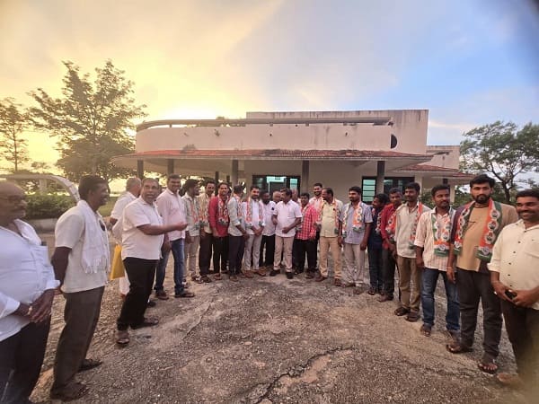 బిగ్ బ్రేకింగ్ న్యూస్ అమ్రాబాద్ మండల BRS పార్టీకి బిగ్ షాక్..