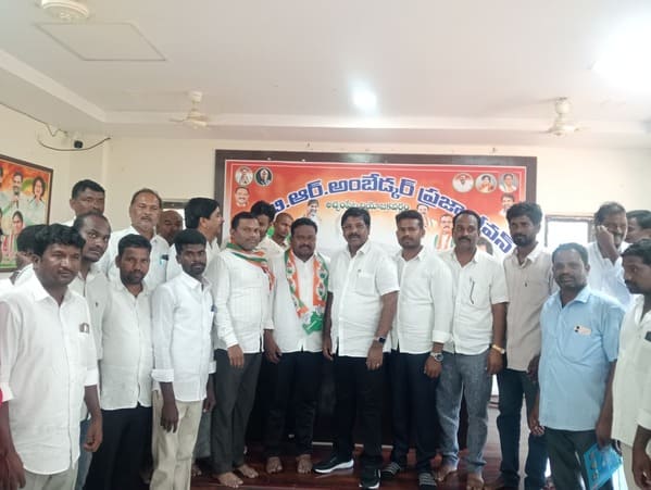 ఎమ్మెల్యే గారి సమక్షంలో కాంగ్రెస్ పార్టీలో చేరిన... బిఆర్ఎస్ మాజీ సర్పంచ్ ,మాజీ డిప్యూటీ సర్పంచ