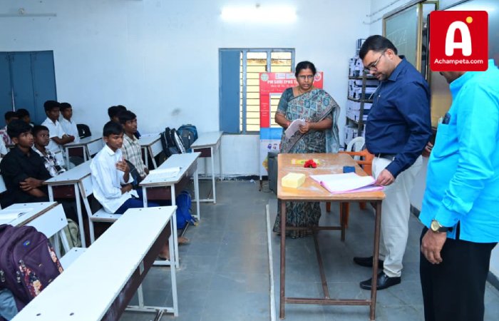 తెలకపల్లి జిల్లా పరిషత్ ఉన్నత పాఠశాలను ఆకస్మికంగా తనిఖీ చేసిన జిల్లా కలెక్టర్ బాదావత్ సంతోష్.